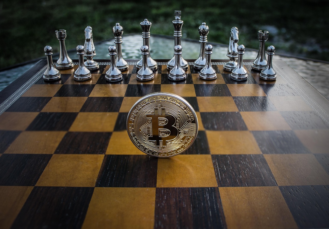 余弦：Hyperliquid上50倍杠杆巨鲸再以452万USDC做多ETH！爆仓价1391美元